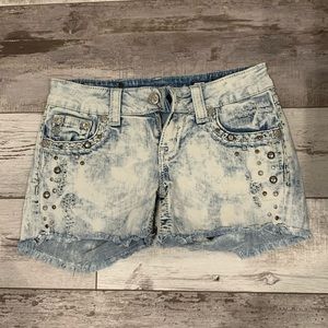 Acid wash cut off Miss me shorts size 25